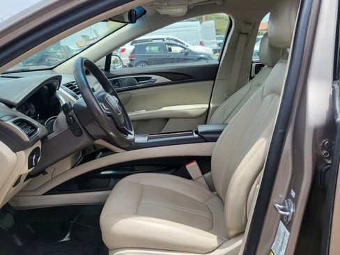 Used 2018 Lincoln MKZ Reserve w/ Climate Package FWD image 24