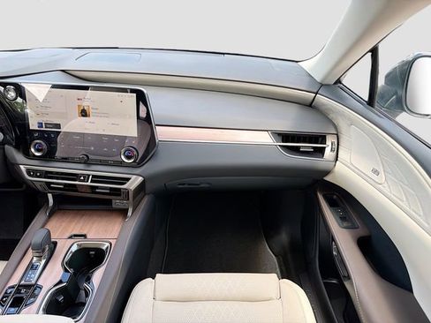 New 2026 Lexus RX 350 w/ Luxury Package image 19