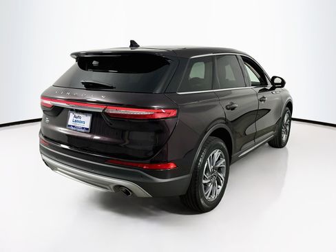 Used 2023 Lincoln Corsair FWD image 5