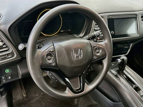 Used 2020 Honda HR-V EX image 18