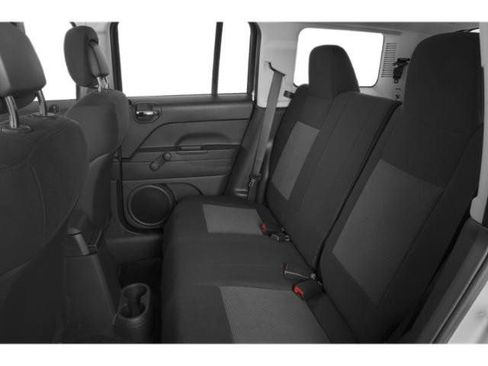 Used 2015 Jeep Patriot Sport w/ Power Value Group image 18