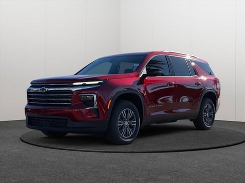 New 2026 Chevrolet Traverse LT w/ Enhanced Driving Package image 3