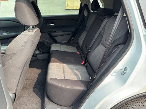 Used 2026 Nissan Rogue SV AWD/4WD image 28