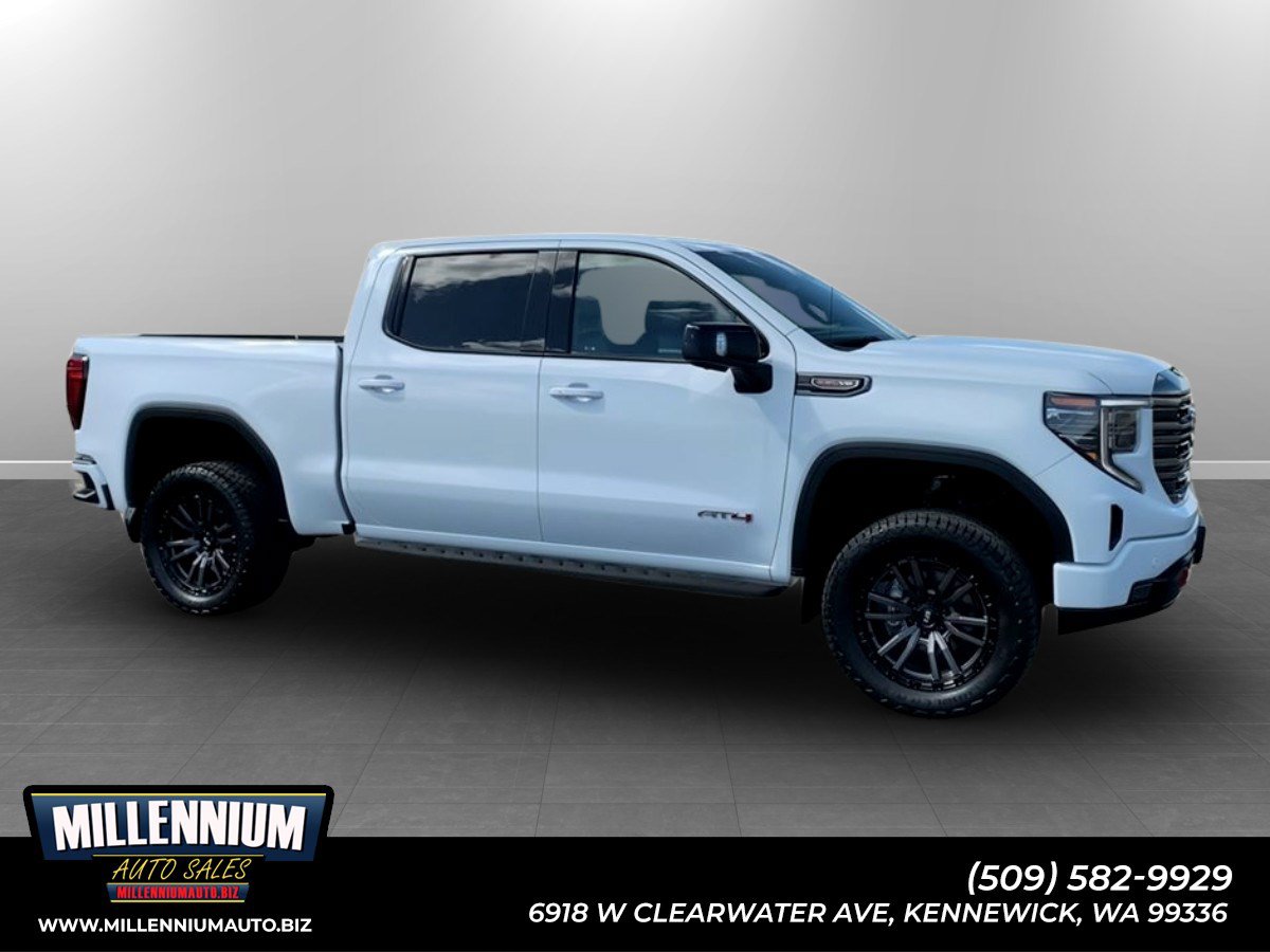 Used 2023 GMC Sierra 1500 AT4 w/ AT4 Premium Package AWD/4WD image 1