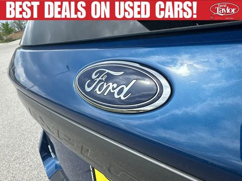 Used 2022 Ford Explorer XLT w/ Equipment Group 202A AWD/4WD image 41