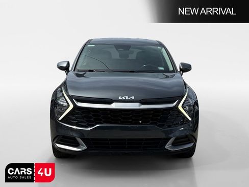 Used 2023 Kia Sportage EX image 2