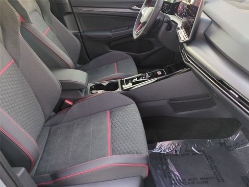 New 2026 Volkswagen Golf SE image 21