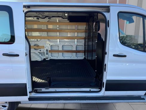 Used 2025 Ford Transit 250 Low Roof w/ Exterior Upgrade Package RWD image 9