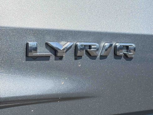 Certified 2024 Cadillac Lyriq Luxury AWD/4WD image 4