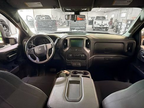 Used 2021 Chevrolet Silverado 1500 Custom Trail Boss AWD/4WD image 10