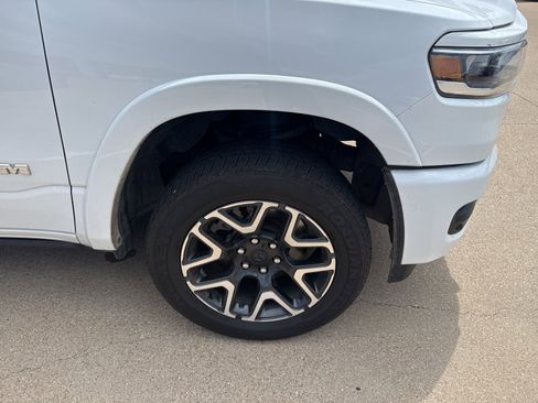 Used 2025 RAM 1500 Laramie w/ Laramie Southwest Edition AWD/4WD image 4
