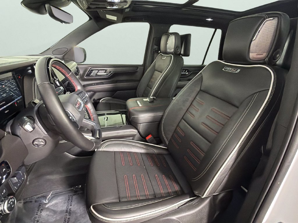 Used 2025 GMC Yukon AT4 Ultimate AWD/4WD image 18