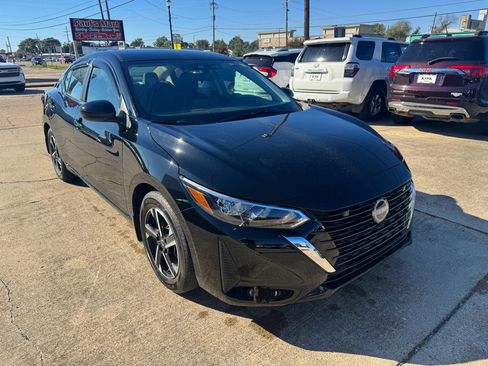 Used 2024 Nissan Sentra SV w/ All-Weather Package image 7