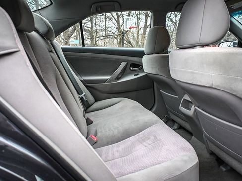 Used 2011 Toyota Camry LE w/ LE Extra-Value Pkg image 14