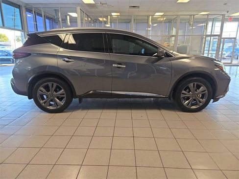 Used 2023 Nissan Murano Platinum w/ Cargo Package image 9