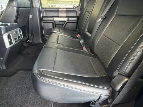 Used 2019 Ford F250 Lariat w/ Lariat Value Package AWD/4WD image 31