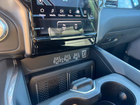 New 2026 RAM 1500 Laramie w/ Night Edition image 32