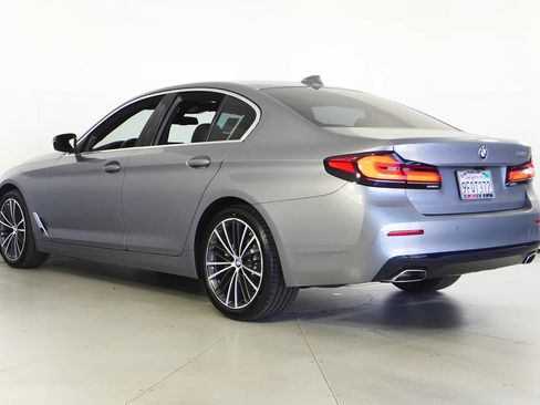 Used 2023 BMW 530i w/ Convenience Package RWD image 9