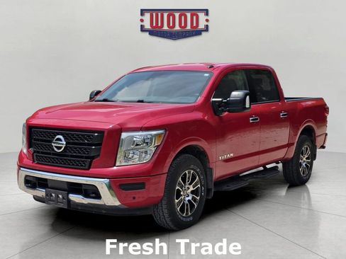 Used 2021 Nissan Titan SV w/ SV Convenience Package AWD/4WD image 3