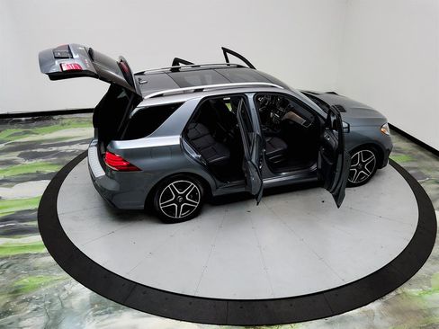 Used 2017 Mercedes-Benz GLE 43 AMG 4MATIC image 39