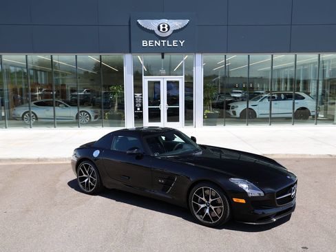 Used 2015 Mercedes-Benz SLS AMG GT Final Edition image 15