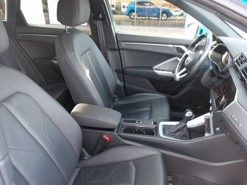 Used 2023 Audi Q3 2.0T Premium image 21