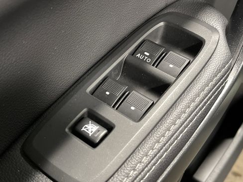 Used 2022 Ford Ranger Lariat w/ Equipment Group 501A High image 11