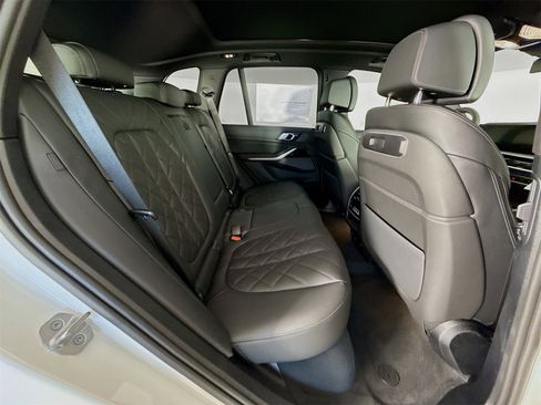 New 2026 BMW X5 xDrive50e w/ M Sport Package image 29