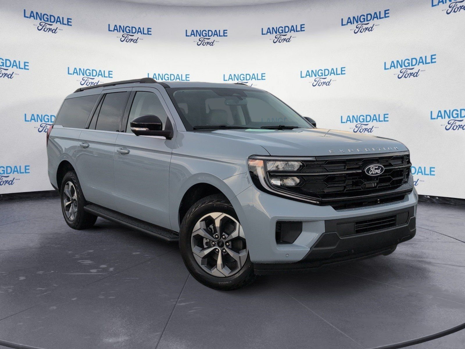 New 2027 Ford Expedition Max Active AWD/4WD image 2