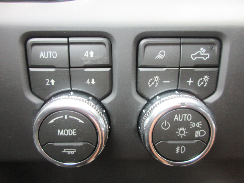 New 2026 GMC Sierra 1500 AT4 w/ AT4 Premium Package AWD/4WD image 18