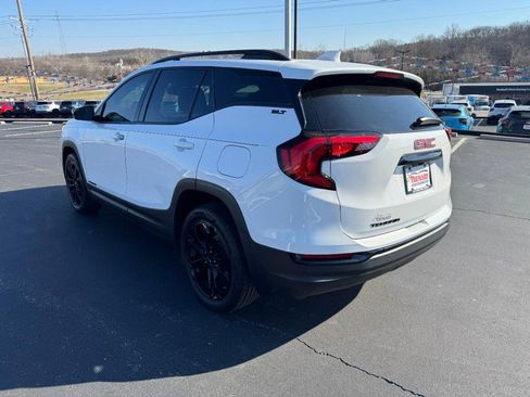 Used 2021 GMC Terrain SLT w/ Elevation Edition image 6