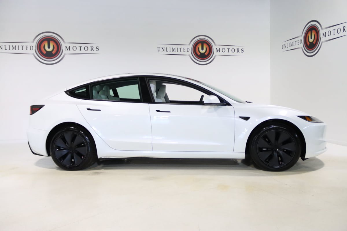 Used 2025 Tesla Model 3 Long Range RWD image 28