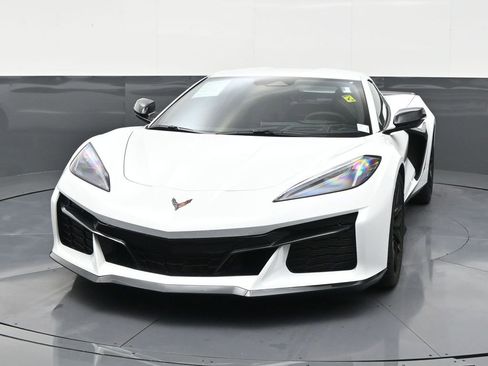 Used 2026 Chevrolet Corvette Z06 RWD image 8