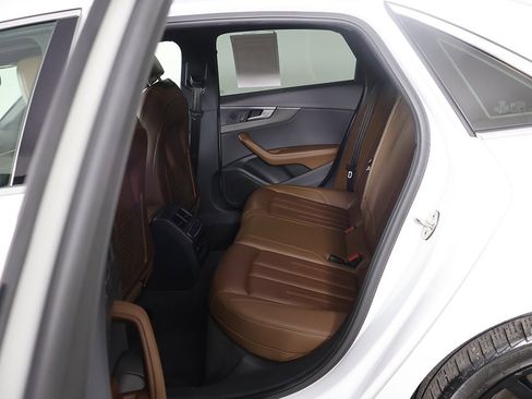 Used 2019 Audi A4 2.0T Premium Plus w/ Premium Plus Package image 30