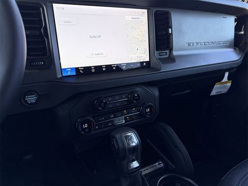 New 2025 Ford Bronco Badlands image 39