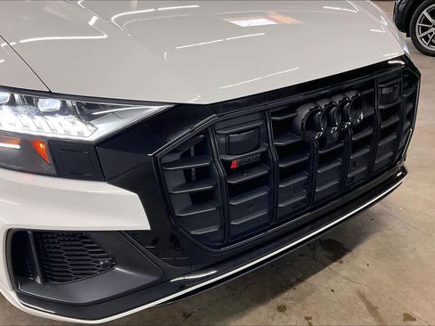Used 2023 Audi SQ8 Prestige w/ Prestige Package image 31