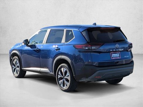 Used 2023 Nissan Rogue SV image 8