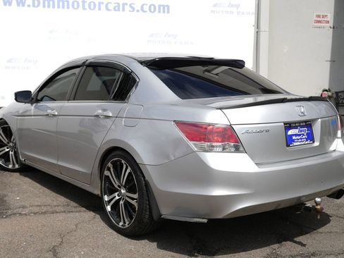 Used 2010 Honda Accord LX-P image 4