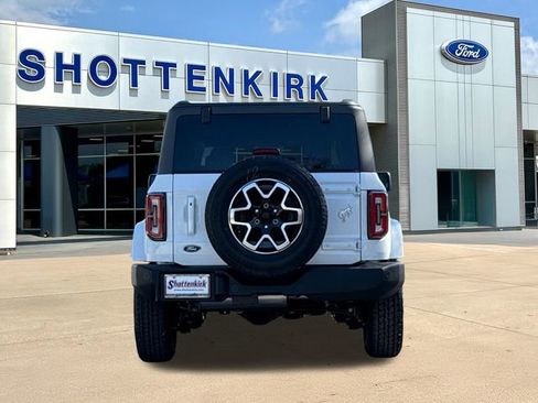 New 2025 Ford Bronco Outer Banks image 8