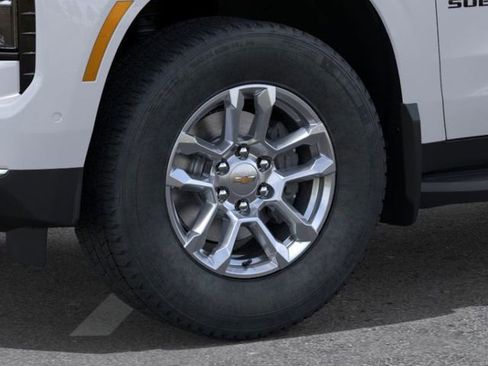 New 2026 Chevrolet Suburban LT w/ Comfort Package image 9