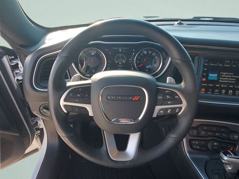 Used 2016 Dodge Challenger R/T Scat Pack image 25