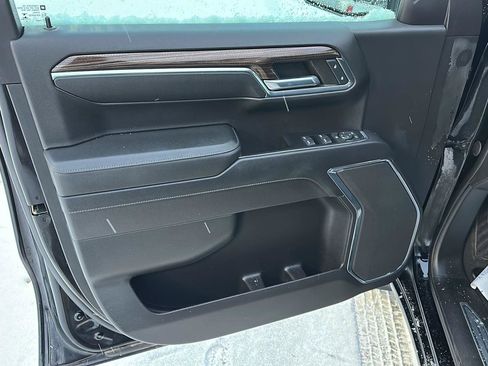 Used 2023 Chevrolet Silverado 1500 LT image 19