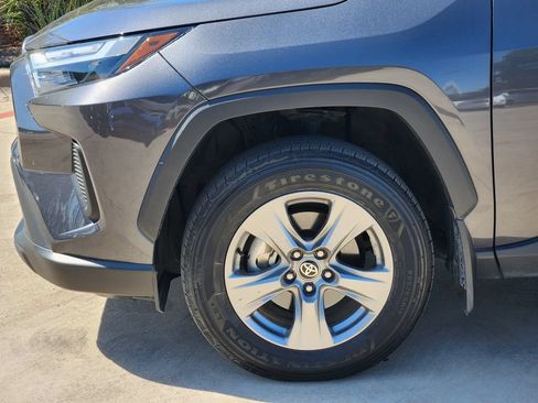 Used 2024 Toyota RAV4 XLE w/ Convenience Package FWD image 14
