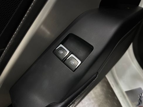 Used 2016 Chevrolet Corvette Stingray Convertible w/ 3LT Preferred Equipment Group image 15