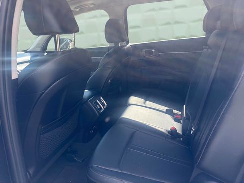 Used 2023 Kia Sorento S w/ Panoramic Sunroof Package FWD image 16