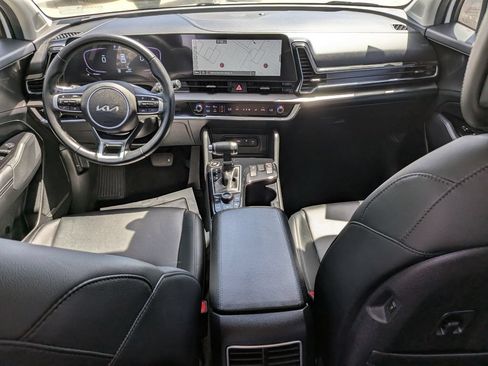Certified 2023 Kia Sportage EX FWD image 14