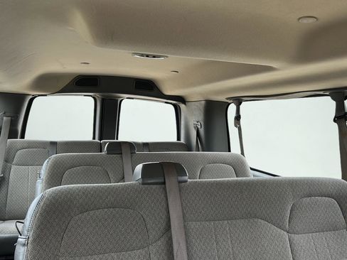 Used 2020 Chevrolet Express 3500 LT w/ LT Preferred Equipment Group RWD image 23
