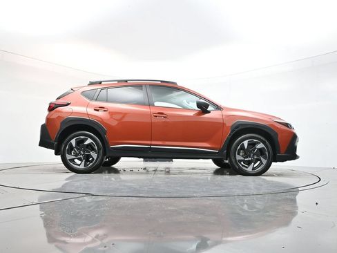 Used 2024 Subaru Crosstrek 2.5i Limited AWD/4WD image 41