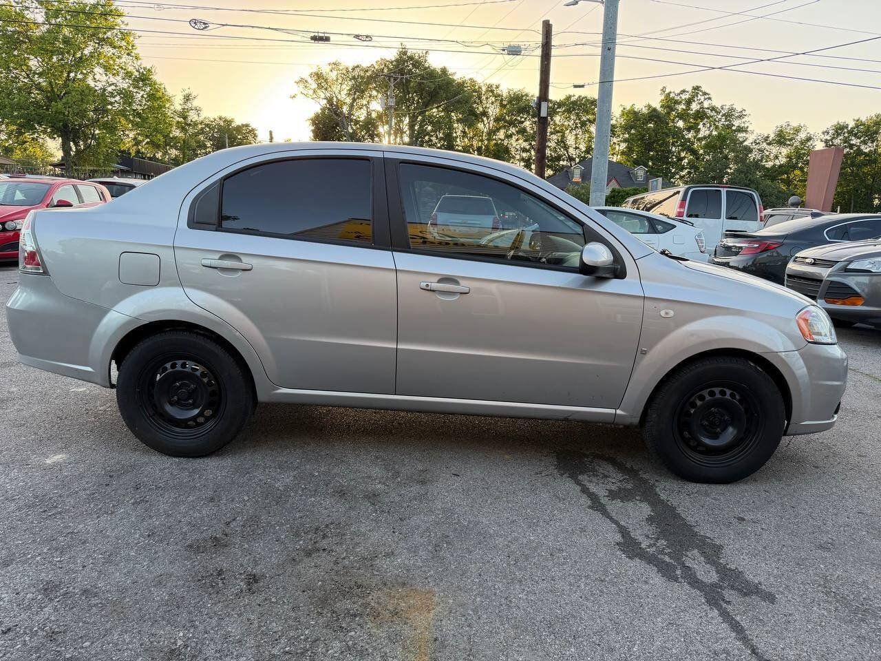 Used 2008 Chevrolet Aveo LS FWD image 6