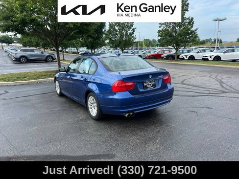 Used 2009 BMW 328i xDrive Sedan AWD/4WD image 7
